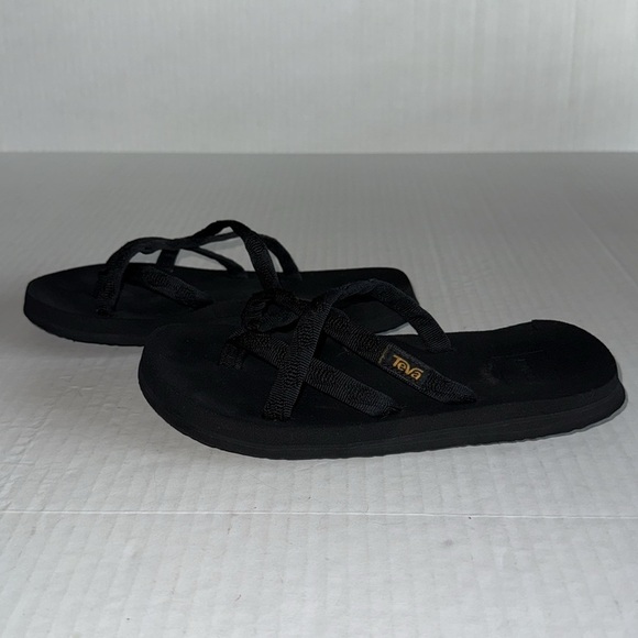 Teva Olowahu Black Flip Flops - Picture 5 of 11